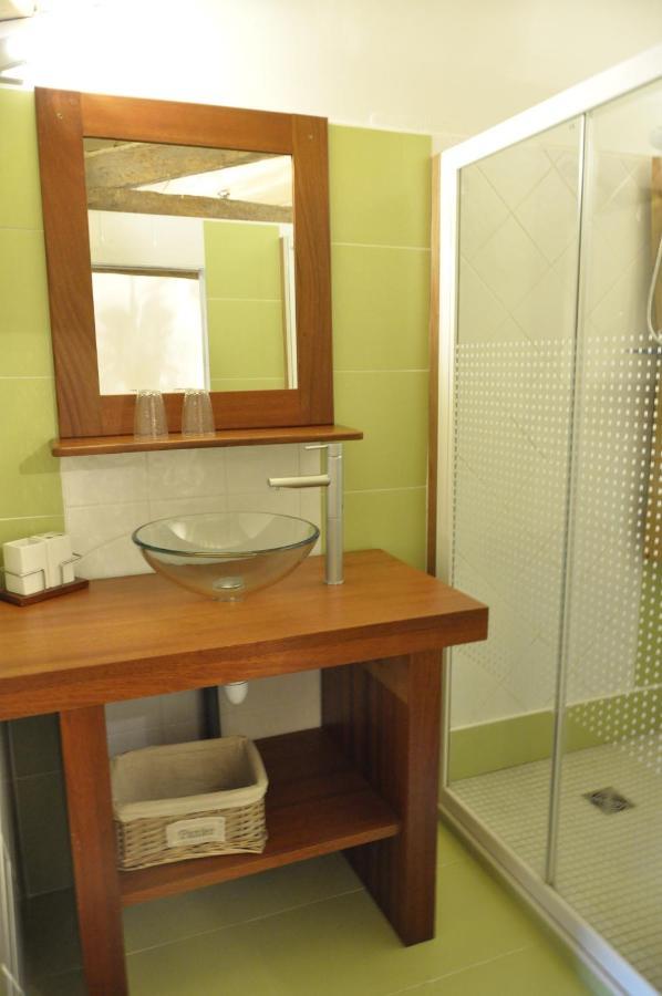 Auros Maison D'Emmannaelle מראה חיצוני תמונה
