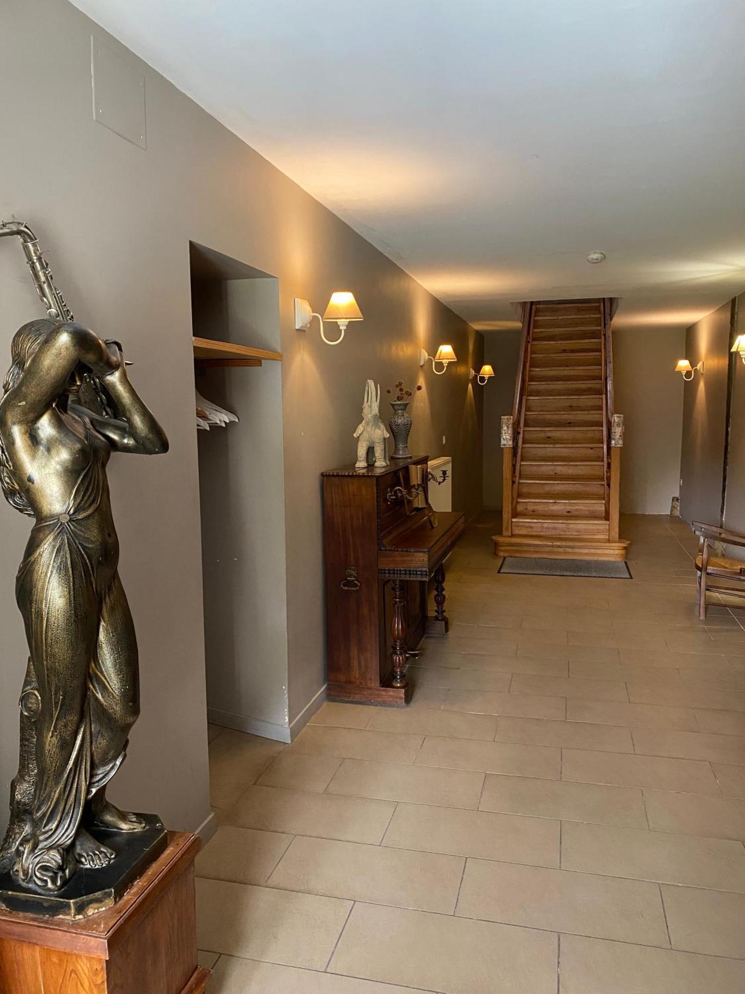 Auros Maison D'Emmannaelle מראה חיצוני תמונה